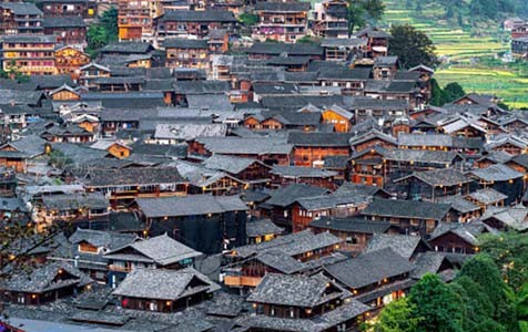 和平6种常见的外墙仿石漆施工工艺!